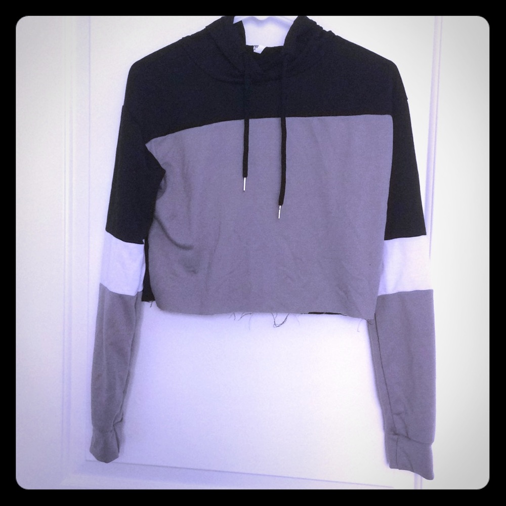 Cropped hoodie